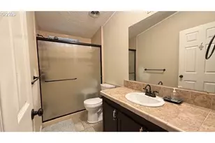 1699 N Terry St, Eugene, OR 97402 - Photo 32