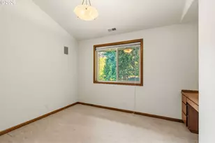 45060 McKenzie Hwy, Walterville, OR 97489 - Photo 36