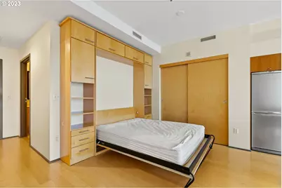 1221 SW 10th Ave #914, Portland, OR 97205 - Photo 12