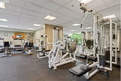 1221 SW 10th Ave #914, Portland, OR 97205 - Photo 18