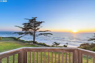 88248 Tokyo Ln, Bandon, OR 97411 - Photo 6