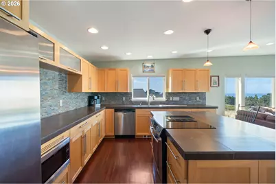 175 Crescent St, Oceanside, OR 97134 - Photo 10