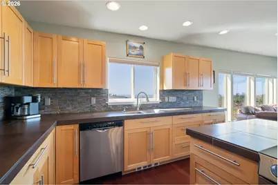 175 Crescent St, Oceanside, OR 97134 - Photo 24