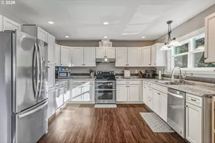 800 N 23rd Ave, Kelso, WA 98626 - Photo 2