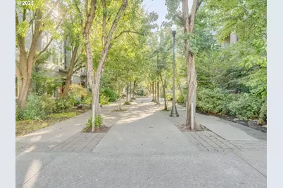 618 NW 12th Ave #306, Portland, OR 97209 - Photo 8