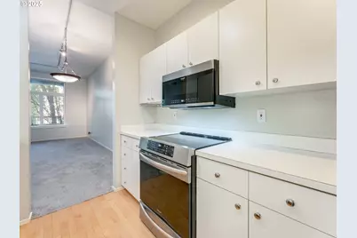 618 NW 12th Ave #306, Portland, OR 97209 - Photo 18