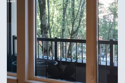 618 NW 12th Ave #306, Portland, OR 97209 - Photo 32