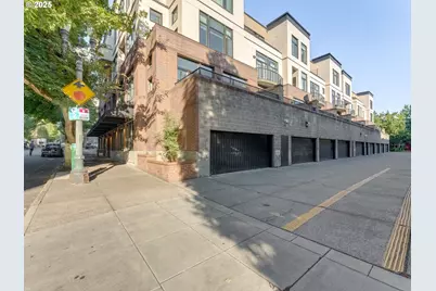 618 NW 12th Ave #306, Portland, OR 97209 - Photo 6