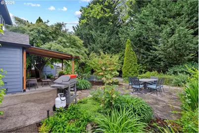 3161 NE 1st Pl, Hillsboro, OR 97124 - Photo 38
