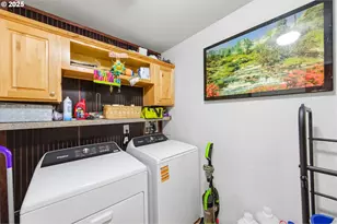 5217 Silver Loop NE, Salem, OR 97305 - Photo 12