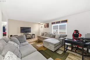 5217 Silver Loop NE, Salem, OR 97305 - Photo 14