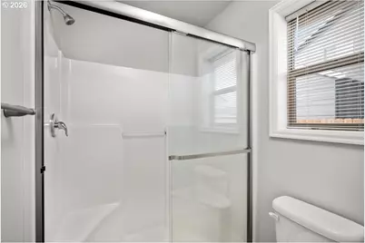 3614 Sweetwater Ave, Woodburn, OR 97071 - Photo 18