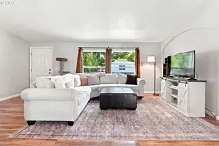 4900 Royal Ave, Eugene, OR 97402 - Photo 8