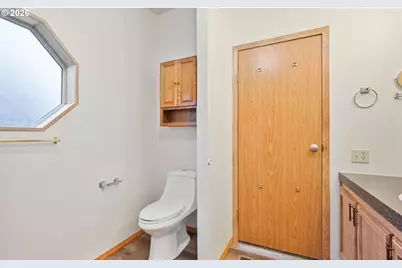 1965 Westside Hwy #74, Kelso, WA 98626 - Photo 16