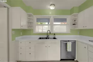 820 Lariat Dr, Eugene, OR 97401 - Photo 18