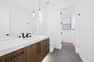 590 W U St, Washougal, WA 98671 - Photo 26