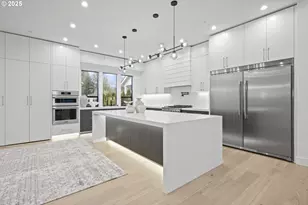 590 W U St, Washougal, WA 98671 - Photo 12