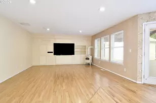 36300 Yocum Loop, Sandy, OR 97055 - Photo 14