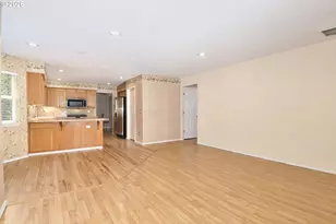 36300 Yocum Loop, Sandy, OR 97055 - Photo 16