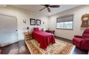 1074 Hamilton St, Springfield, OR 97477 - Photo 30