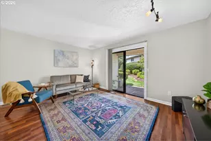 627 N Hayden Bay Dr, Portland, OR 97217 - Photo 14