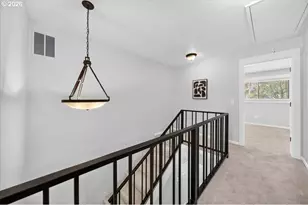 627 N Hayden Bay Dr, Portland, OR 97217 - Photo 18