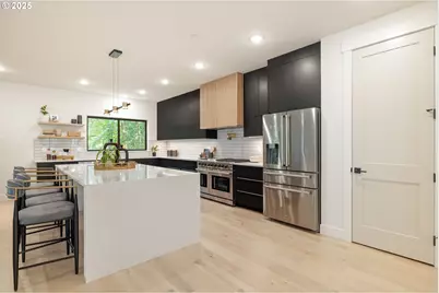 2475 NW Birkendene St, Portland, OR 97229 - Photo 6