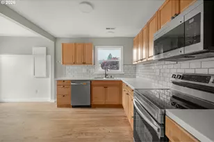 1001 S 6th Ave, Kelso, WA 98626 - Photo 8