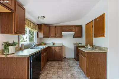 2522 SW Marshall Ave, Pendleton, OR 97801 - Photo 16