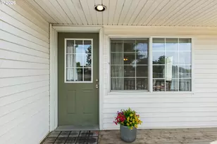 2522 SW Marshall Ave, Pendleton, OR 97801 - Photo 4