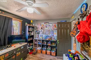 350 W Pine St, Sweet Home, OR 97386 - Photo 20