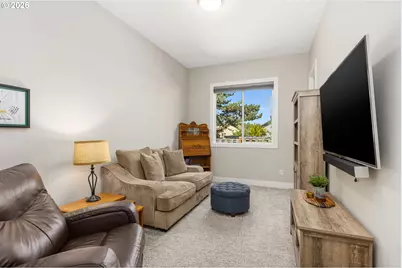14647 NW Fricke Ln, Portland, OR 97229 - Photo 16
