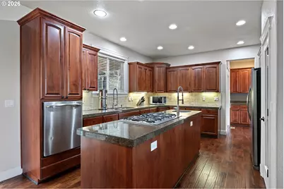 990 Westfarthing Way NW, Salem, OR 97304 - Photo 10