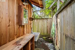 320 High St, Eugene, OR 97401 - Photo 48