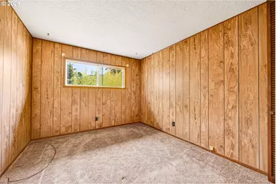 4934 SE Malden Dr, Portland, OR 97206 - Photo 18