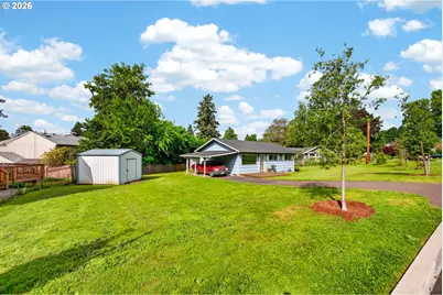 4934 SE Malden Dr, Portland, OR 97206 - Photo 2