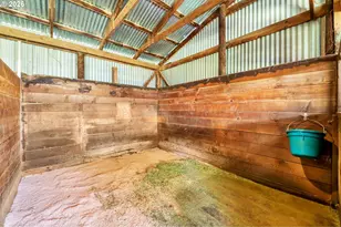 24309 Warthen Rd, Elmira, OR 97437 - Photo 30