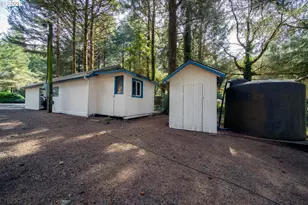 62196 Crown Point Rd, Coos Bay, OR 97420 - Photo 12