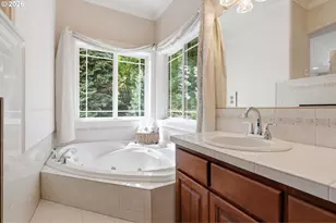 22868 SW Hillcrest Rd, West Linn, OR 97068 - Photo 24