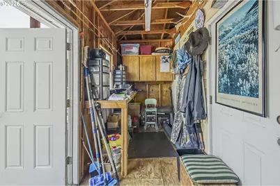 19609 NE Marine Dr #G01, Portland, OR 97230 - Photo 16