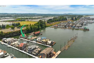 19609 NE Marine Dr, Portland, OR 97230 - Photo 30