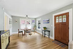 557 W 19th Ave, Eugene, OR 97401 - Photo 8