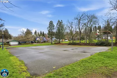 557 W 19th Ave, Eugene, OR 97401 - Photo 40