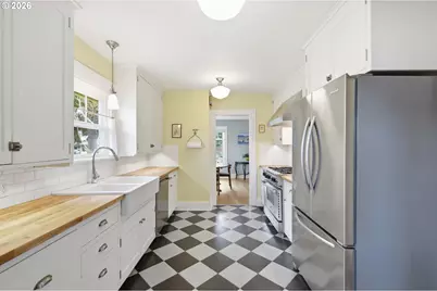 557 W 19th Ave, Eugene, OR 97401 - Photo 14