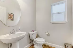 21533 SW Susan Ln, Beaverton, OR 97003 - Photo 26