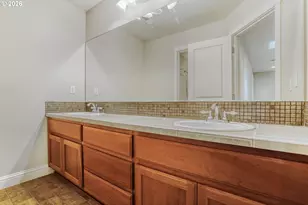 21533 SW Susan Ln, Beaverton, OR 97003 - Photo 24