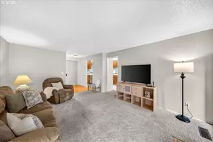 16242 SW Ellerson St, Beaverton, OR 97007 - Photo 8