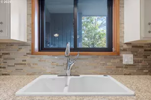 13802 NW 10th Ct, Vancouver, WA 98685 - Photo 10