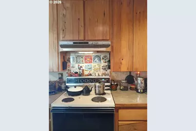 1905 Willamette Ave NE, Albany, OR 97321 - Photo 10