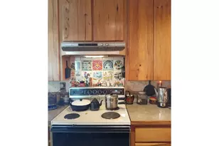 1905 Willamette Ave NE, Albany, OR 97321 - Photo 10